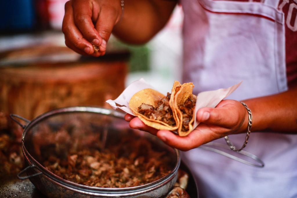 street taco vendor