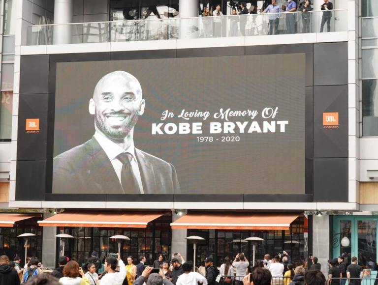 GALLERY: Fans Gather at Staples Center to Mourn Kobe Bryant